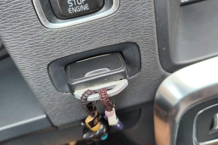 Used Volvo S60 2013 T5 Smart Edition Vehicle Key