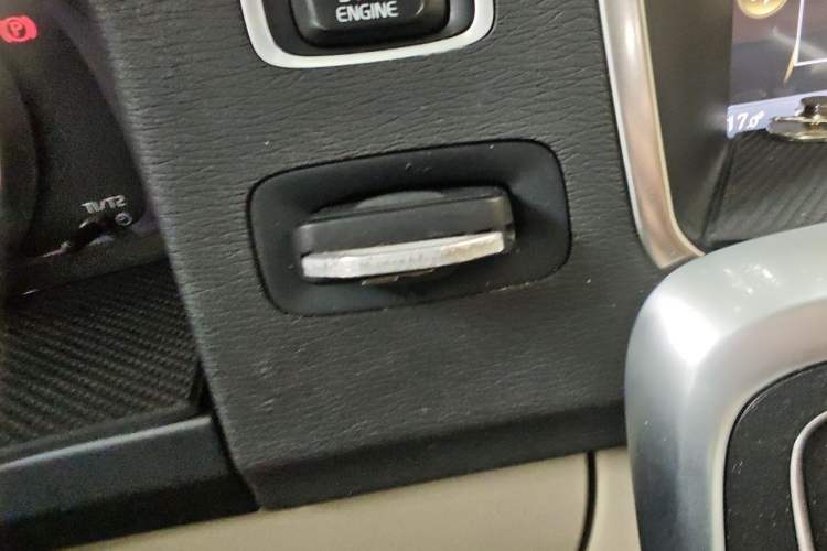 Used Volvo S60 2013 T5 Comfort Edition Vehicle Key
