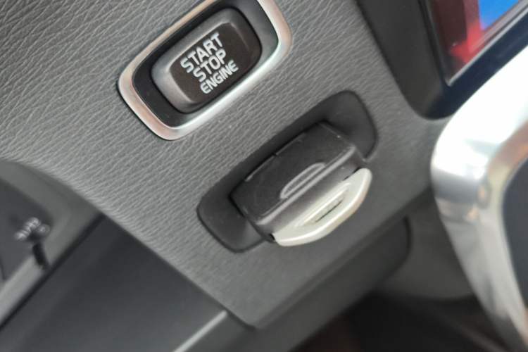 Used Volvo S60 2013 T5 Prestige Edition Vehicle Key