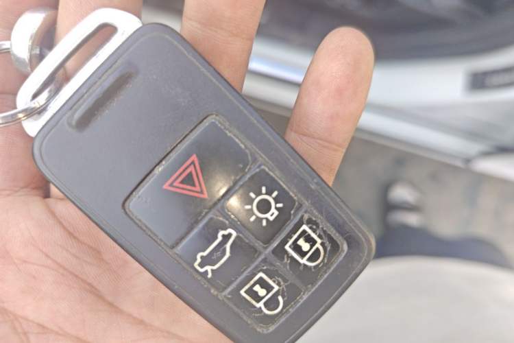 Used Volvo S60 2013 T5 Smart Edition Vehicle Key