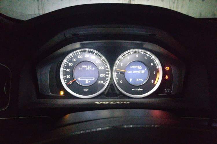 Used Volvo S60 2013 T5 Comfort Edition Instrument Cluster