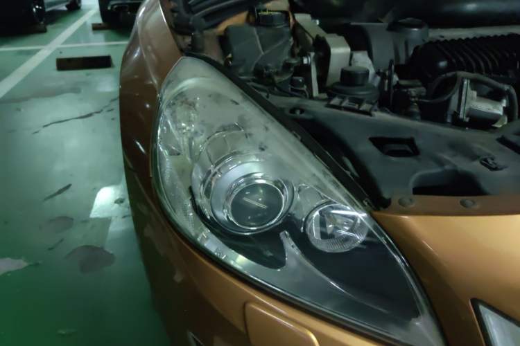 Used Volvo S60 2013 T5 Comfort Edition Right Front Headlight