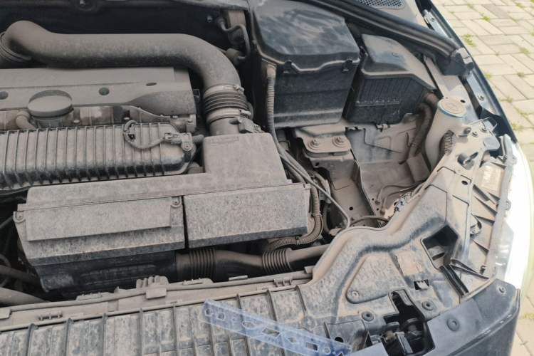 Used Volvo S60 2014 S60L T5 Intelligent Drive Edition Engine Bay Left