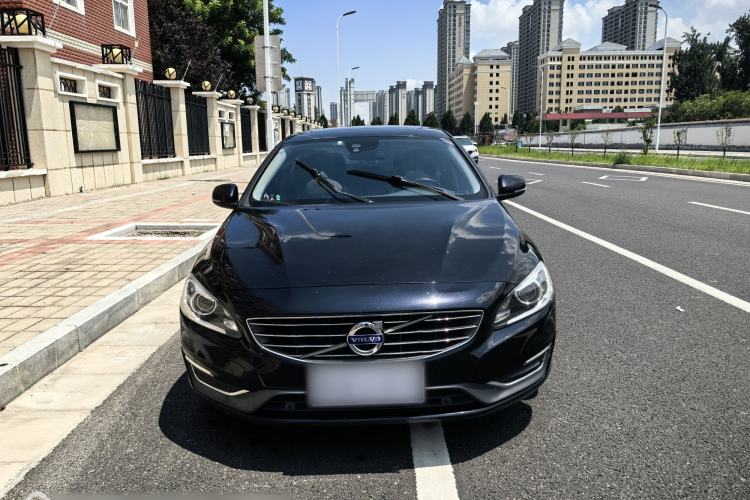 Used Volvo S60 2014 S60L 2.0T Zhiyuan Edition Exterior 1