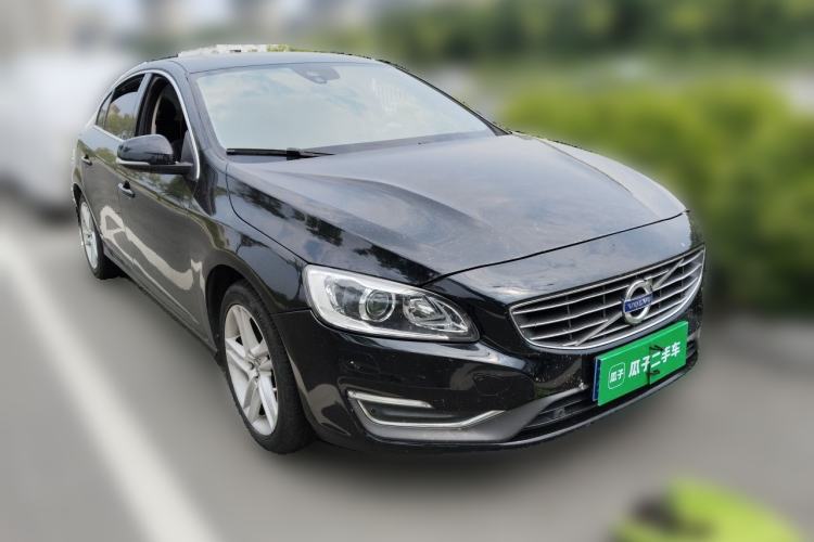 Used Volvo S60 2014 S60L T5 Intelligent Drive Edition Front Right 45 Deg
