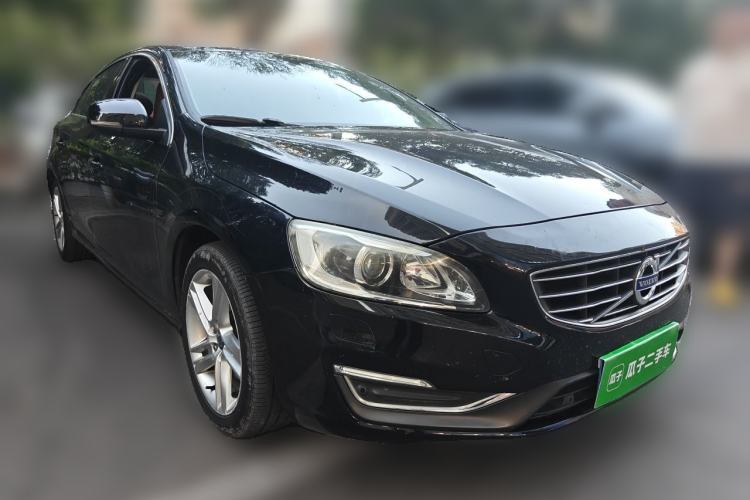 Used Volvo S60 2014 S60L T5 Intelligent Drive Edition Front Right 45 Deg