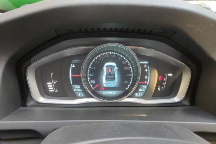 Used Volvo S60 2014 S60L T5 Smart Upgrade Edition Instrument Cluster