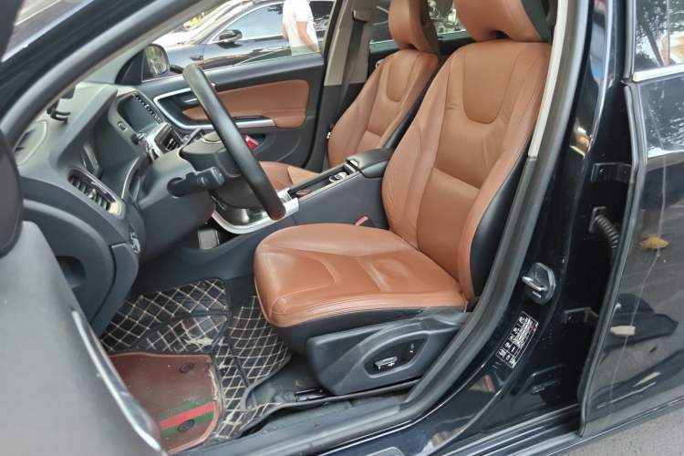 Used Volvo S60 2014 S60L T5 Intelligent Drive Edition Left Front Seat