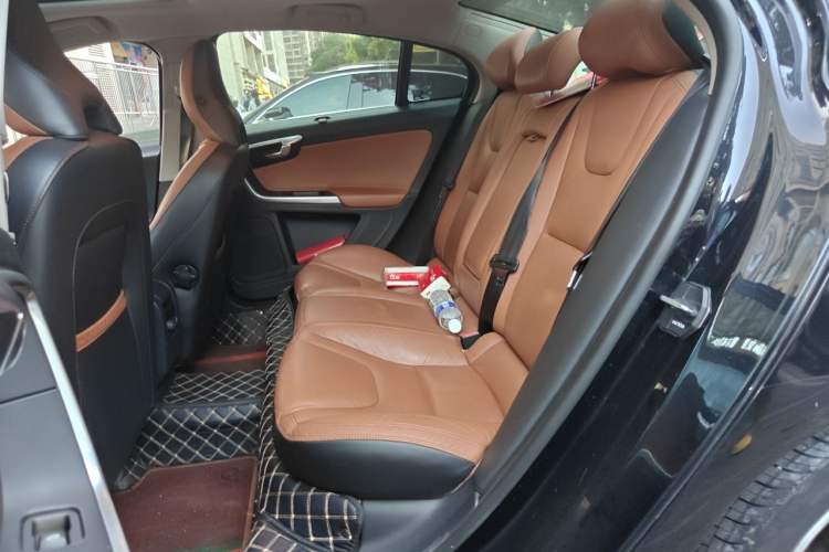 Used Volvo S60 2014 S60L T5 Intelligent Drive Edition Left Rear Seat
