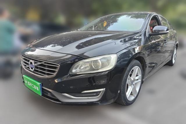 Ojetý Volvo S60 2014 S60L T5 Intelligent Drive Edition
