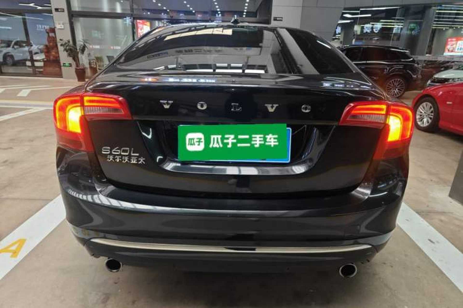 Used Volvo S60 2014 S60L 2.0T Zhiyuan Edition Rear