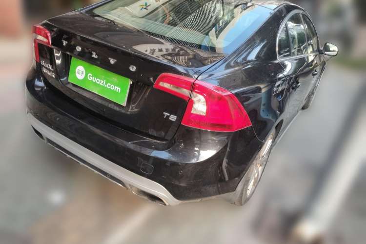 Used Volvo S60 2014 S60L T5 Smart Upgrade Edition Rear Right 45 Deg