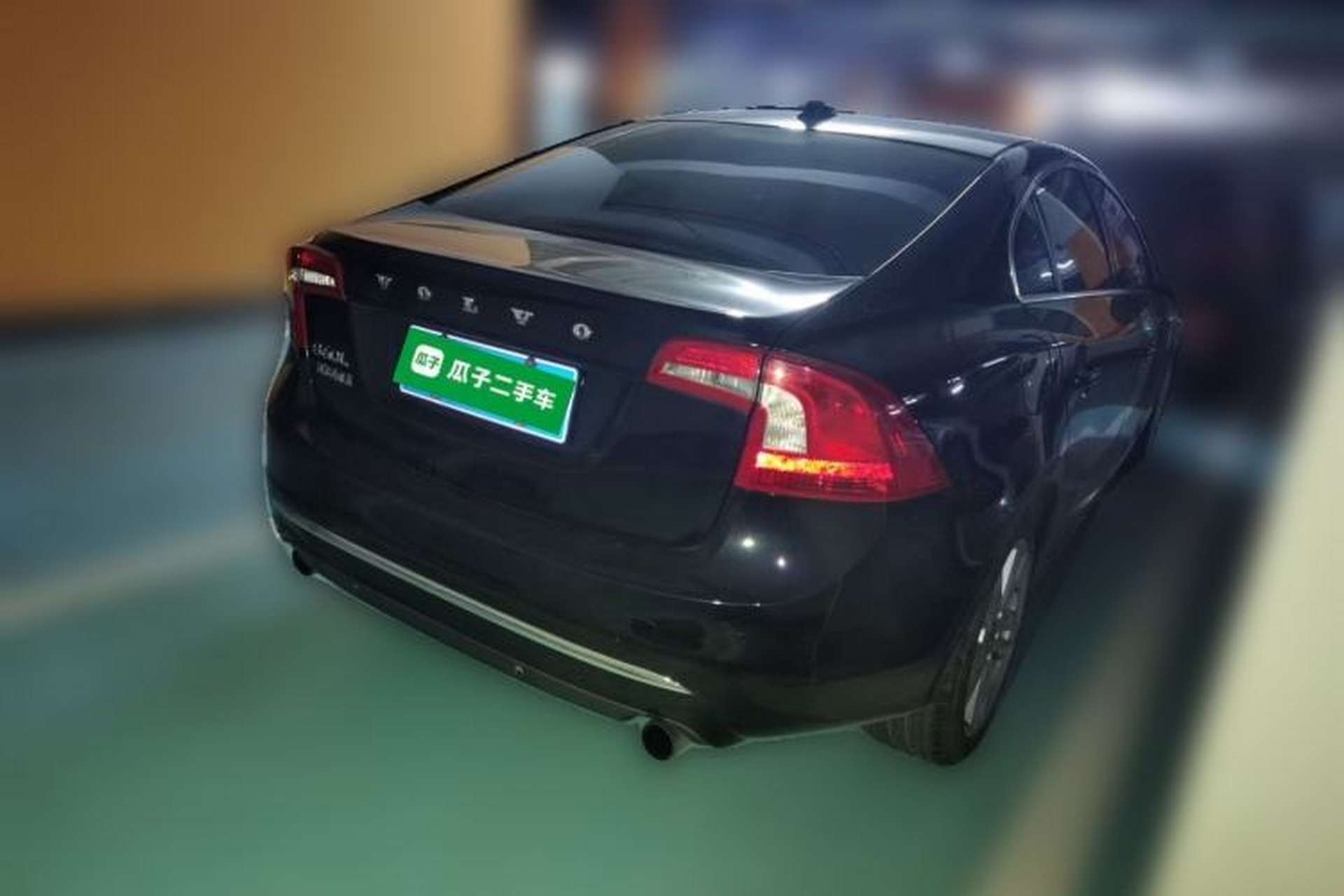 Used Volvo S60 2014 S60L 2.0T Zhiyuan Edition Rear Right 45 Deg