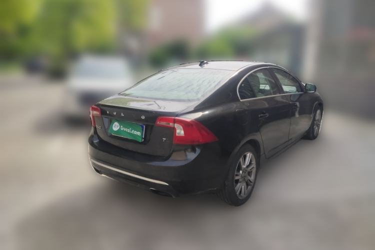 Used Volvo S60 2014 S60L T5 Smart Upgrade Edition Rear Right 45 Deg