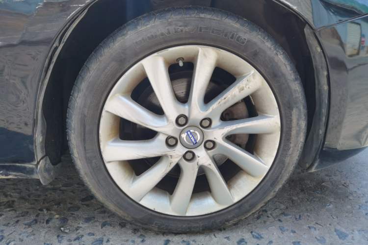 Used Volvo S60 2014 T5 Zhiyi Edition Right Front Wheel Hub