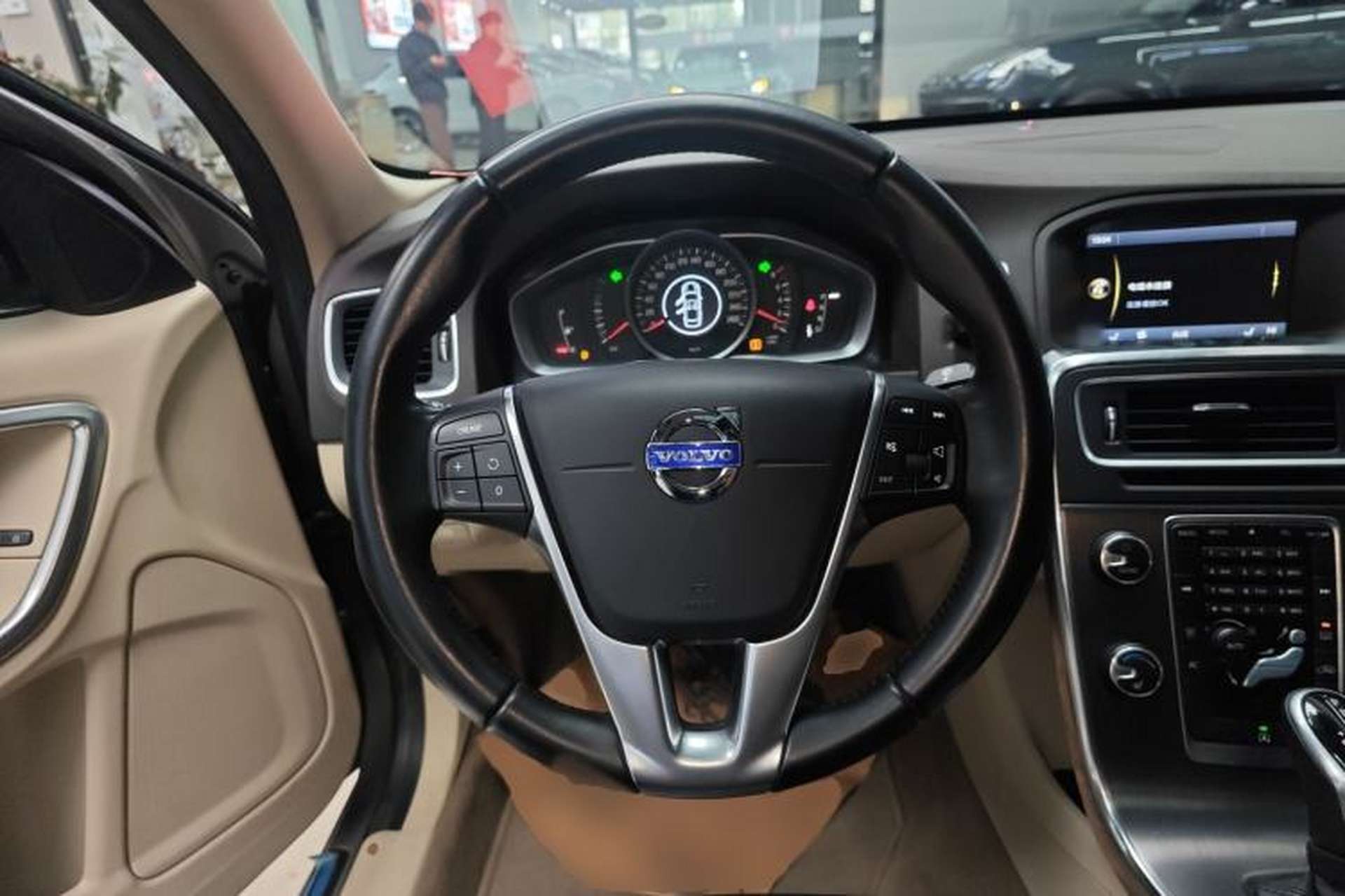 Used Volvo S60 2014 S60L 2.0T Zhiyuan Edition Steering Wheel