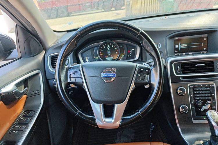Used Volvo S60 2014 T5 Zhiyi Edition Steering Wheel