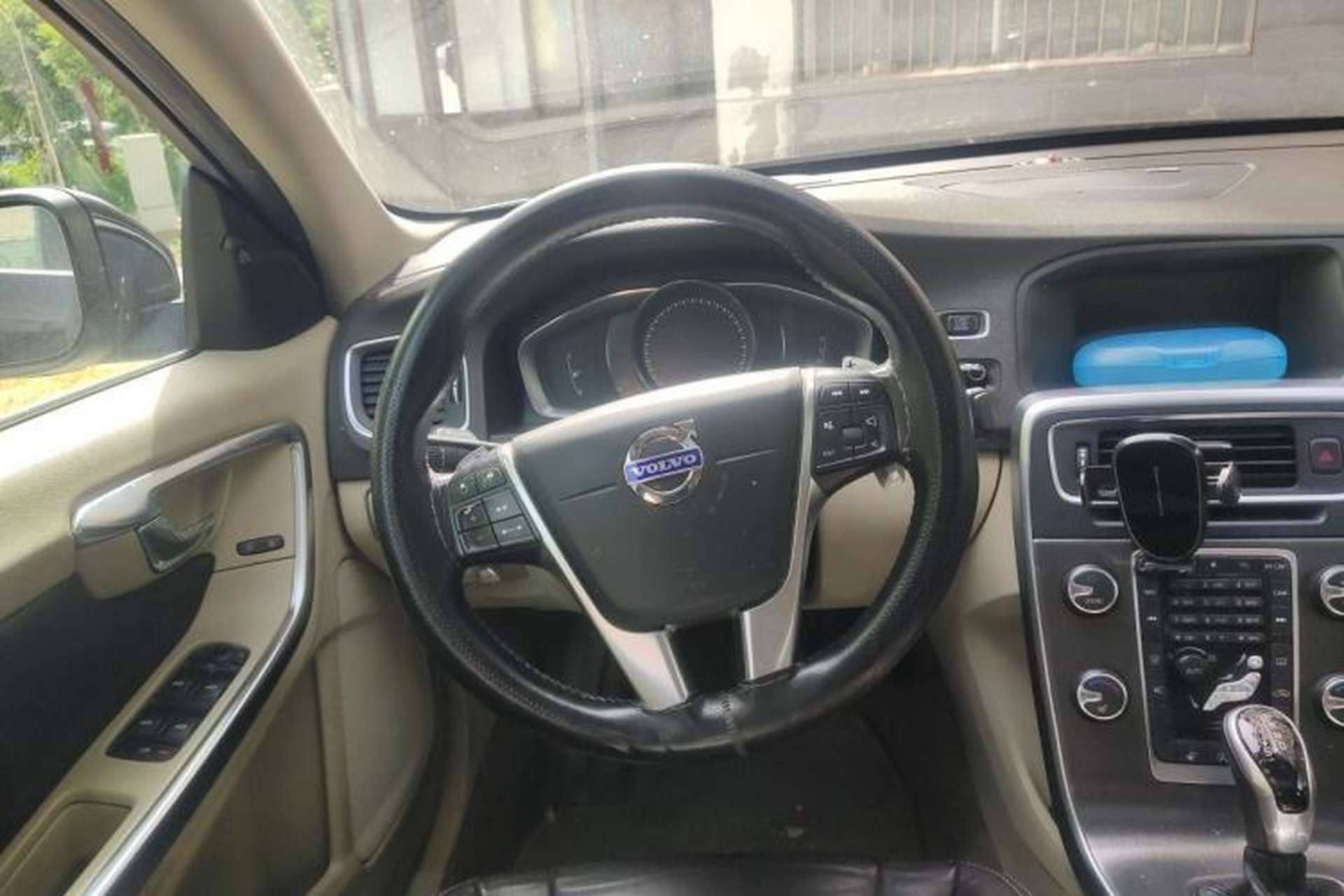 Used Volvo S60 2014 S60L T5 Smart Upgrade Edition Steering Wheel