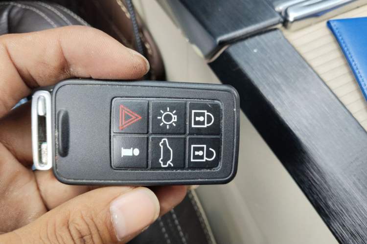 Used Volvo S60 2014 S60L T5 Intelligent Drive Edition Vehicle Key