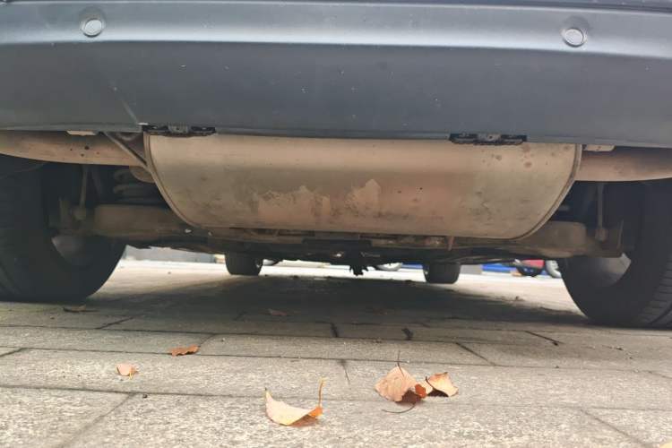 Used Volvo S60 2014 S60L 2.0T Zhiyuan Edition Chassis Rear
