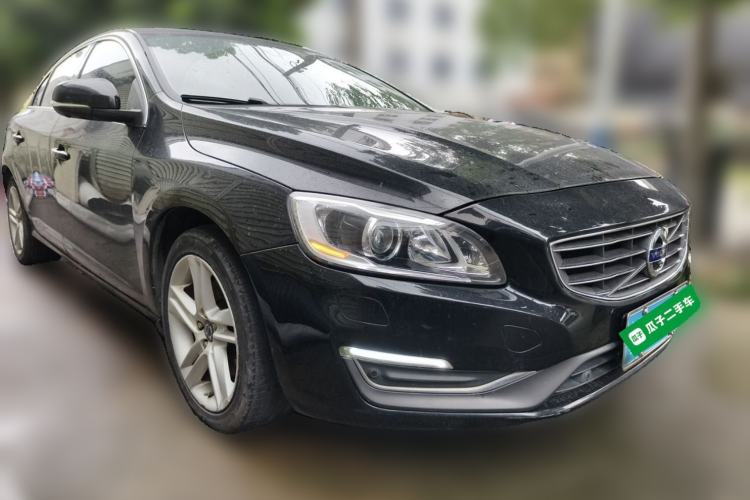 Used Volvo S60 2014 S60L T5 Intelligent Drive Edition Front Right 45 Deg