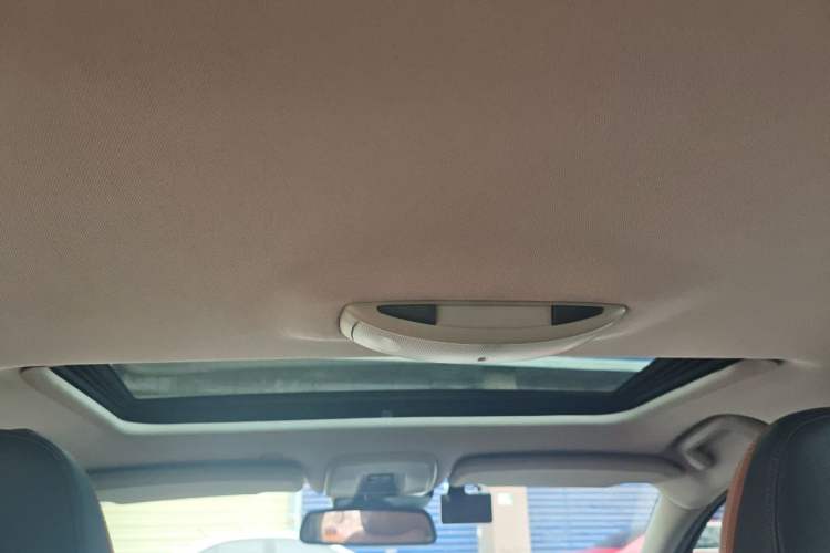 Used Volvo S60 2014 S60L 2.0T Zhiyuan Edition Headliner