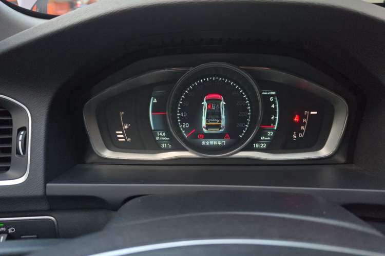 Used Volvo S60 2014 S60L T5 Intelligent Drive Edition Instrument Cluster