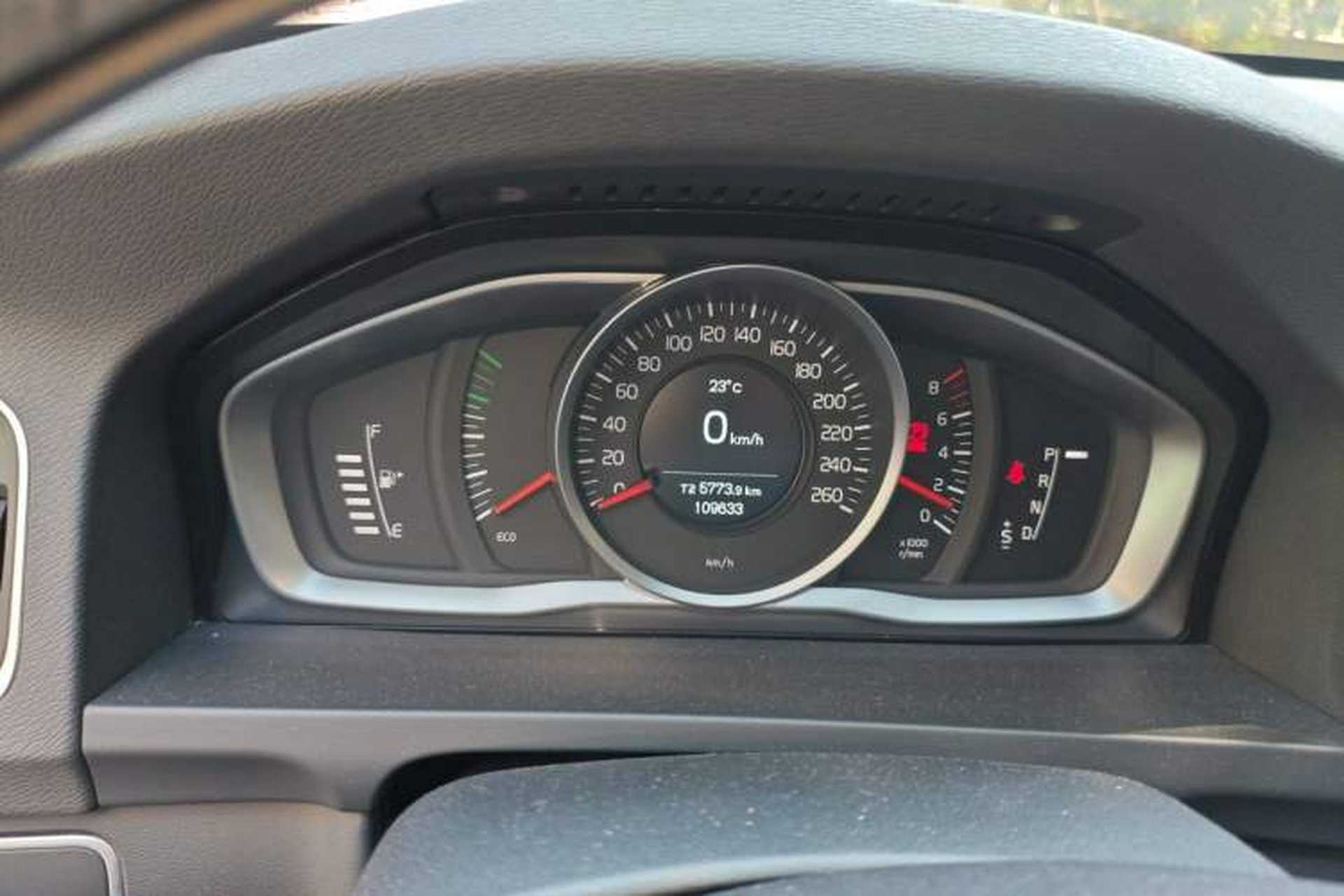 Used Volvo S60 2014 T5 Zhiyi Edition Instrument Cluster