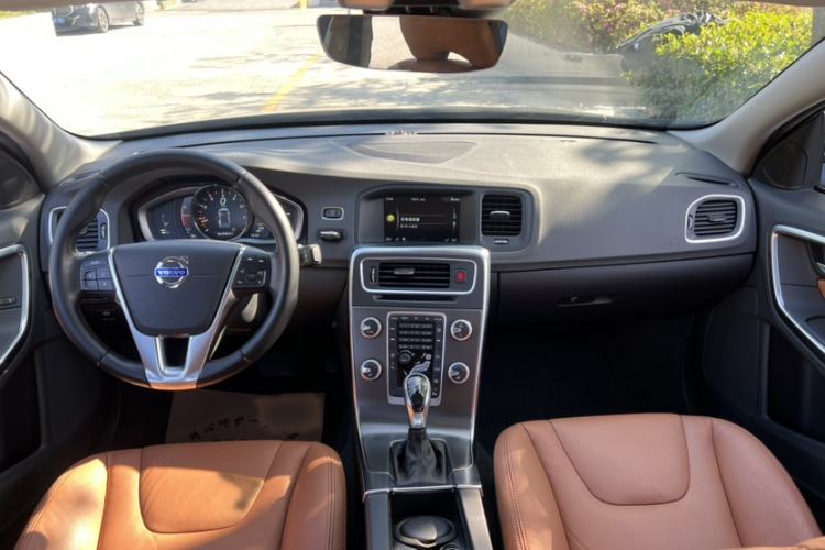 Used Volvo S60 2014 S60L T5 Intelligent Drive Edition Interior 1