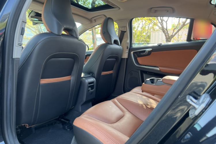 Used Volvo S60 2014 S60L T5 Intelligent Drive Edition Interior 8
