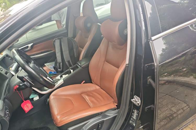 Used Volvo S60 2014 S60L 2.0T Zhiyuan Edition Left Front Seat