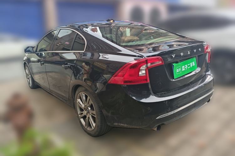 Used Volvo S60 2014 S60L 2.0T Zhiyuan Edition Rear Left 45 Deg