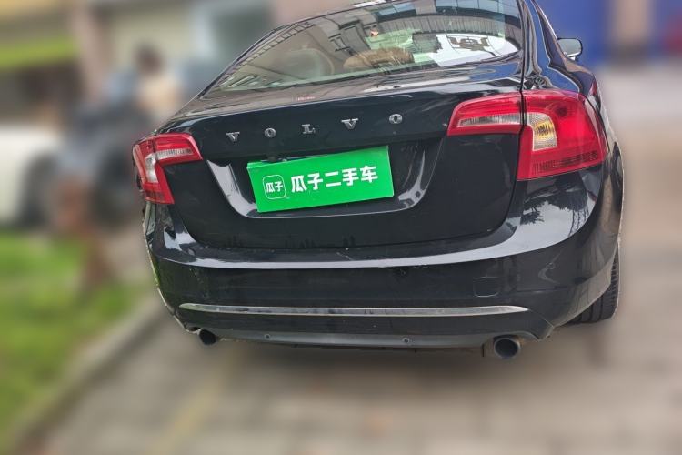 Used Volvo S60 2014 S60L 2.0T Zhiyuan Edition Rear
