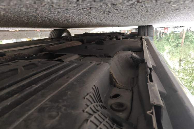 Used Volvo S60 2014 S60L 2.0T Zhiyuan Edition Chassis Rear Left