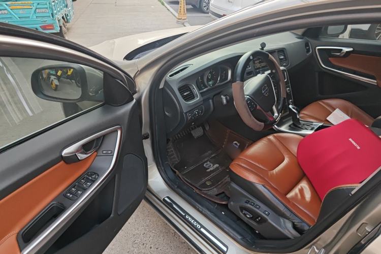 Used Volvo S60 2014 T5 Zhiya Edition Driver Seat