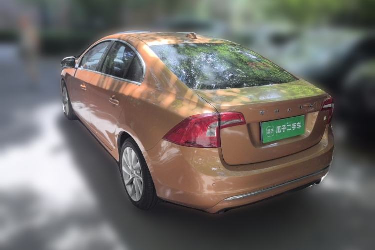 Used Volvo S60 2014 S60L 2.0T Zhiyuan Edition Exterior 3