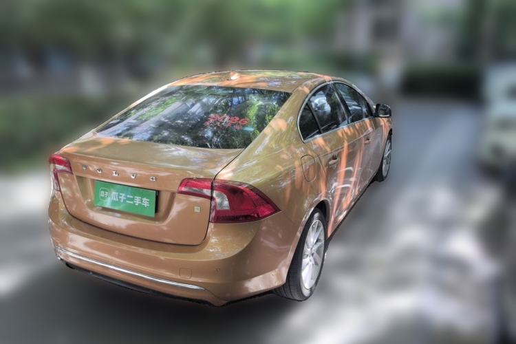 Used Volvo S60 2014 S60L 2.0T Zhiyuan Edition Exterior 5