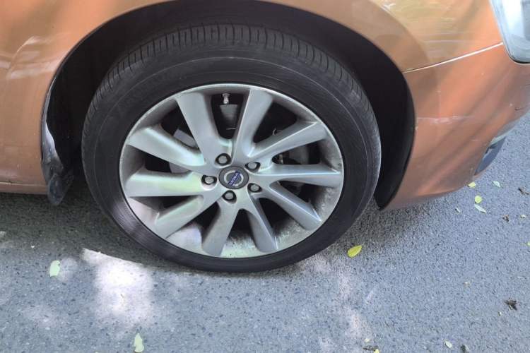 Used Volvo S60 2014 S60L 2.0T Zhiyuan Edition Exterior 7
