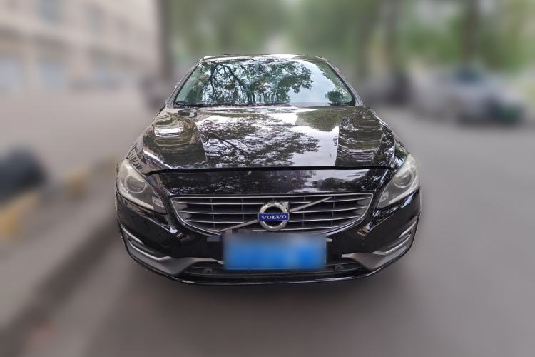 Used Volvo S60 2014 S60L 2.0T Zhiyuan Edition Front