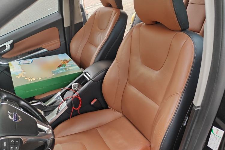 Used Volvo S60 2014 S60L 2.0T Zhiyuan Edition Left Front Seat