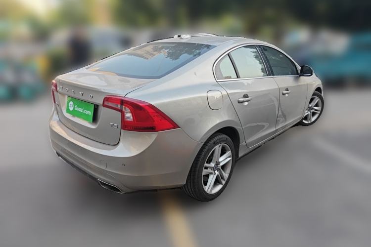 Used Volvo S60 2014 T5 Zhiya Edition Rear Right 45 Deg