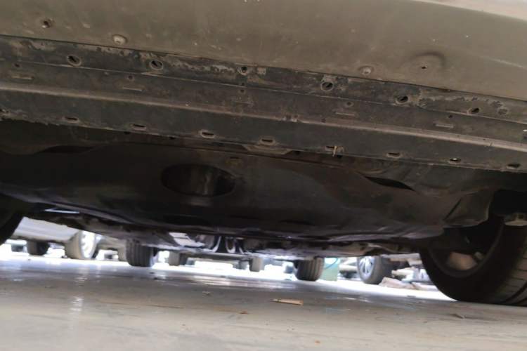 Used Volvo S60 2014 S60L 2.0T Intelligent Upgrade Edition Chassis Front