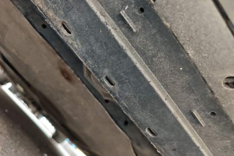 Used Volvo S60 2014 S60L 2.0T Zhiyuan Edition Chassis Front