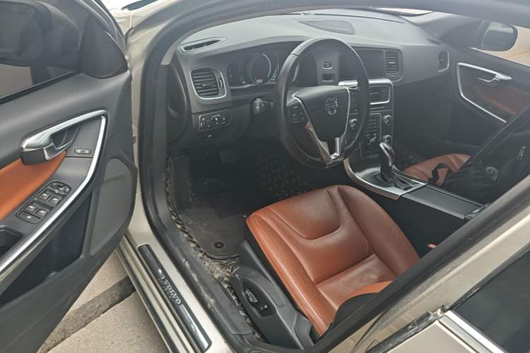 Used Volvo S60 2014 S60L T5 Intelligent Drive Edition Driver Seat