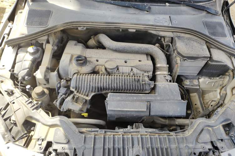 Used Volvo S60 2014 S60L T5 Intelligent Drive Edition Engine Bay