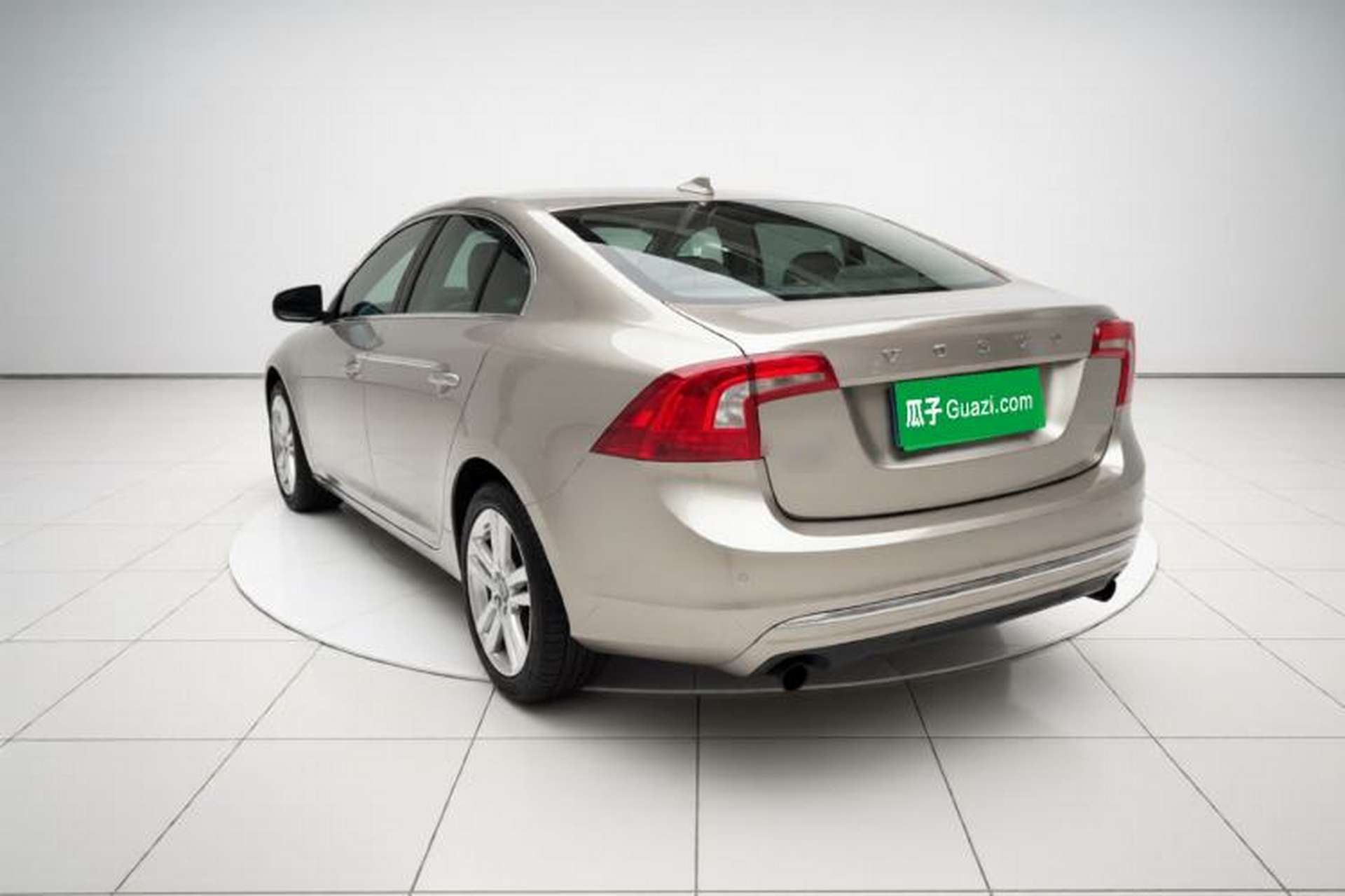 Used Volvo S60 2014 S60L 2.0T Zhiyuan Edition Exterior 2