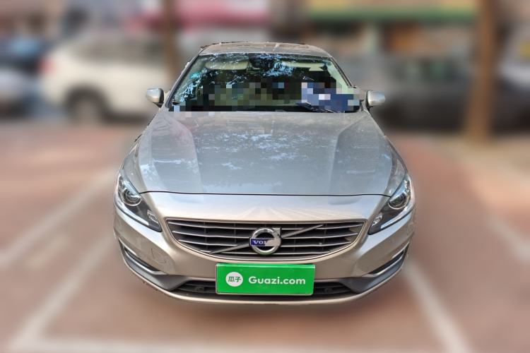 Used Volvo S60 2014 S60L 2.0T Zhiyuan Edition Front