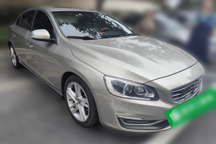 Used Volvo S60 2014 S60L T5 Intelligent Drive Edition Front Right 45 Deg