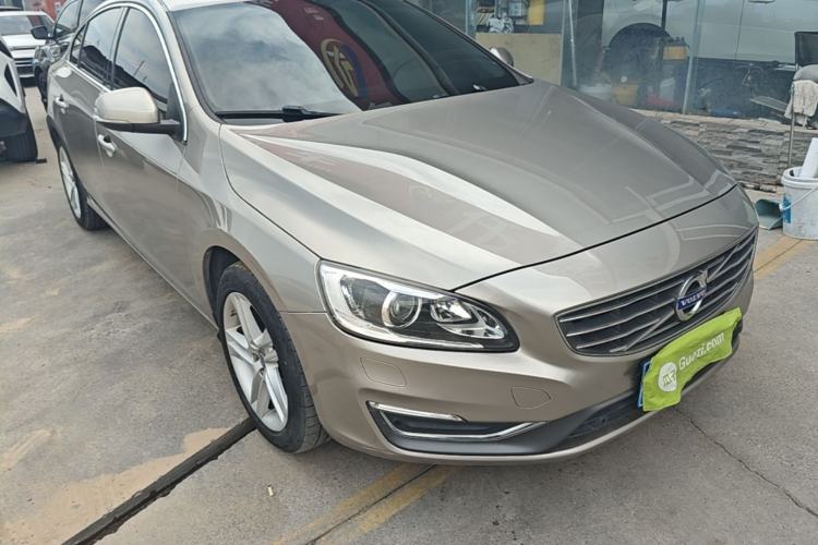Used Volvo S60 2014 S60L T5 Intelligent Drive Edition Front Right 45 Deg