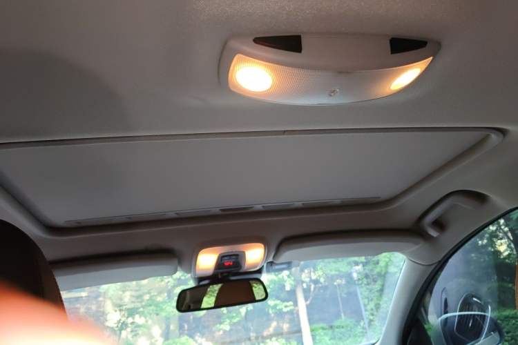 Used Volvo S60 2014 S60L T5 Intelligent Drive Edition Headliner
